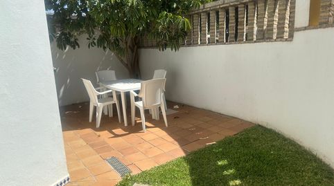 Foto 5 de Casa adosada en venta en La Barrosa, Chiclana de la Frontera
