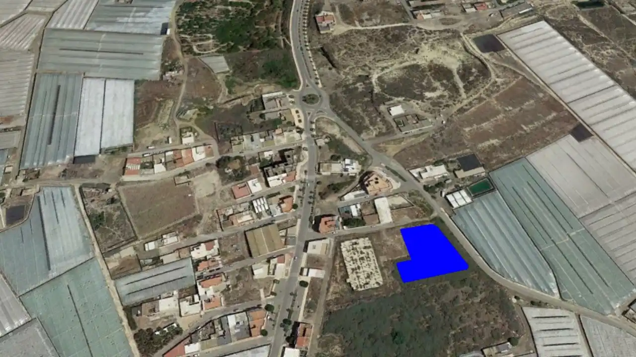 Lands and plots for sale in C/ Gracián García