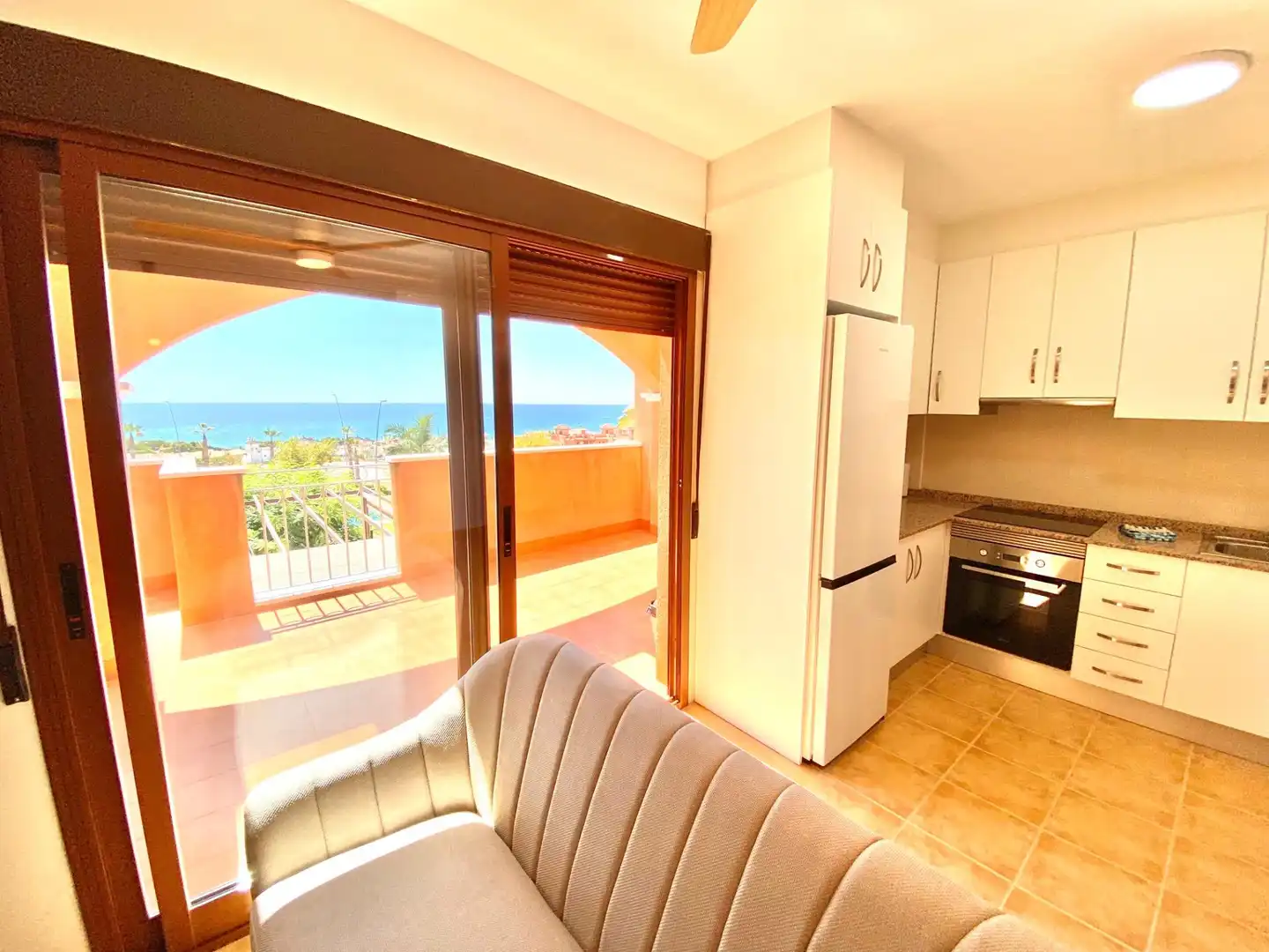 Cuina de Apartament en venda en Cartagena amb Terrassa, Moblat i Piscina comunitària