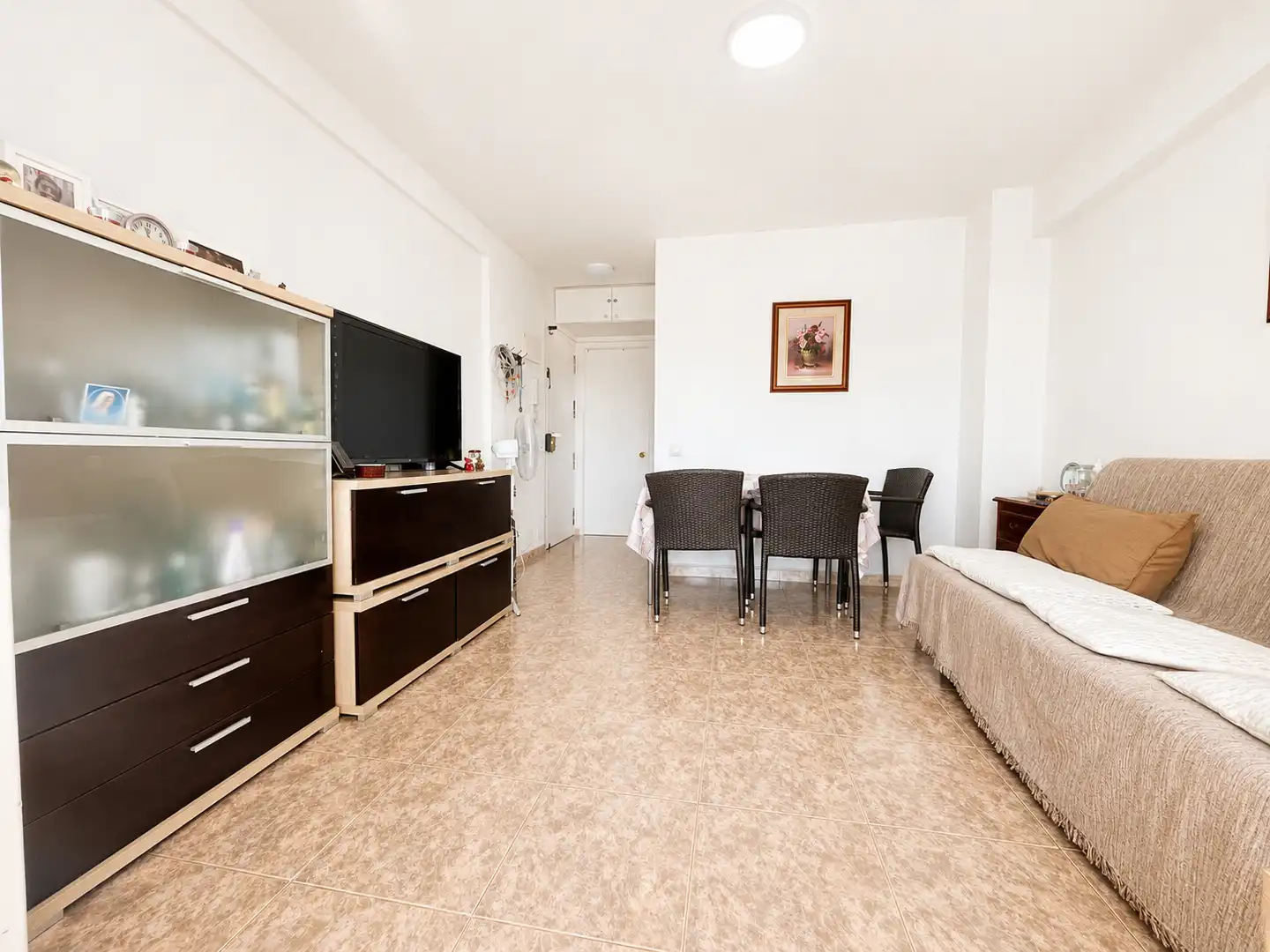 Habitación de Piso en venta en Benalmádena con Aire acondicionado, Terraza y Amueblado