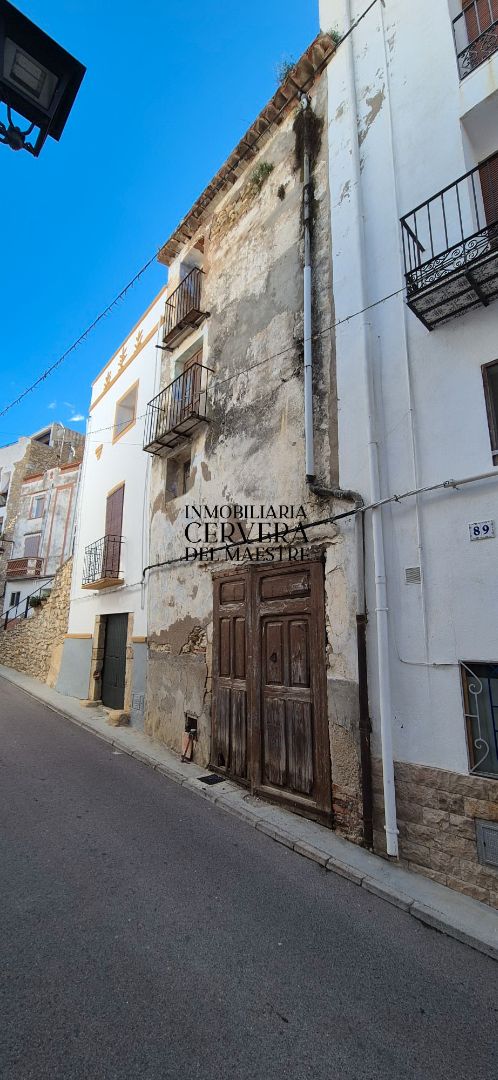 Vista exterior de Casa adosada en venda en Cervera del Maestre