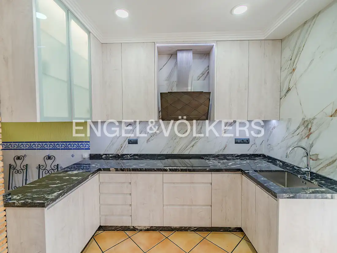 Kitchen of Houses for sale in San Vicente del Raspeig / Sant Vicent del Raspeig  with Air Conditioner, Heating and Private garden