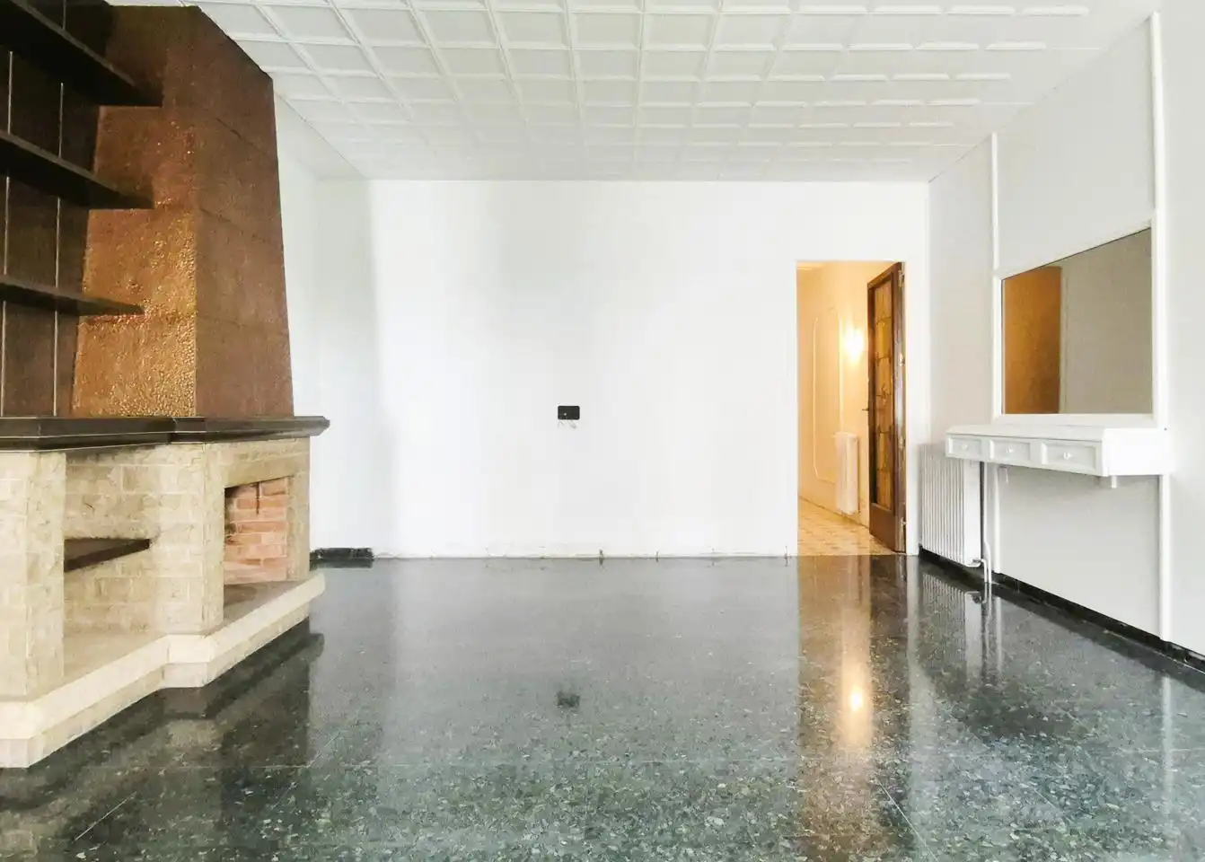 Piso en venta en Terrassa con Calefacción y Balcón
