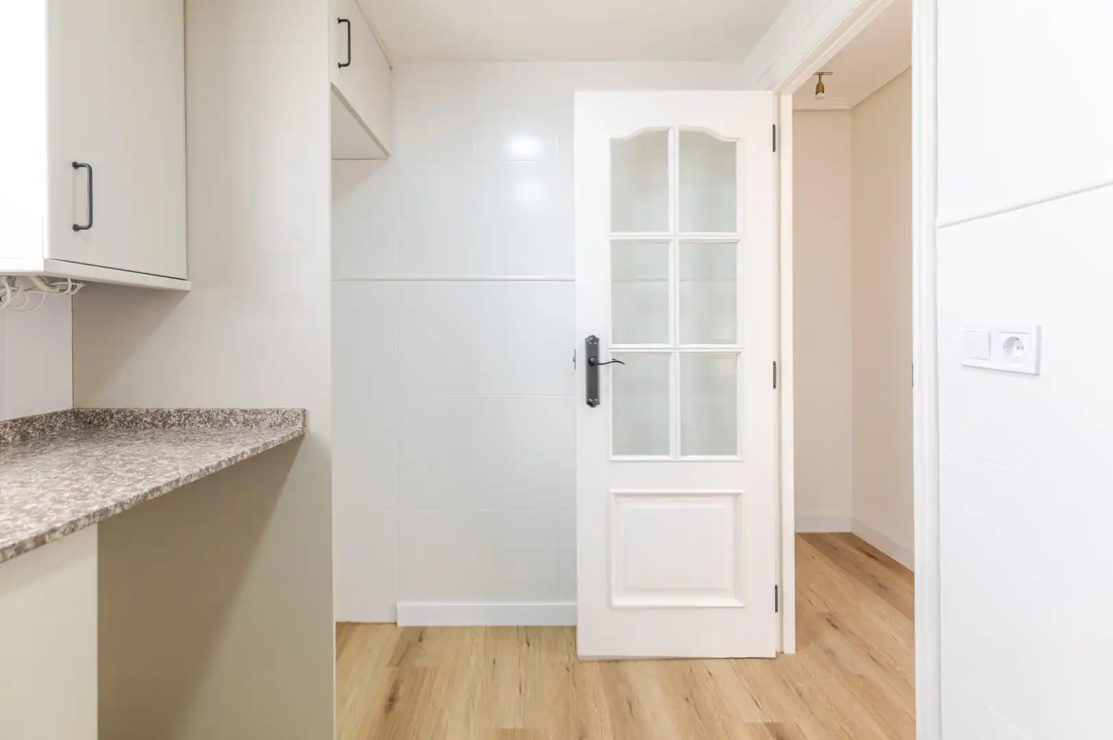 Piso en venta en Valencia con Jardín privado, Parquet y Balcón