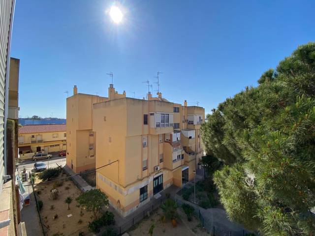 Piso en Venta en Bonanza - Avda de Huelva - Barrio Andalucia