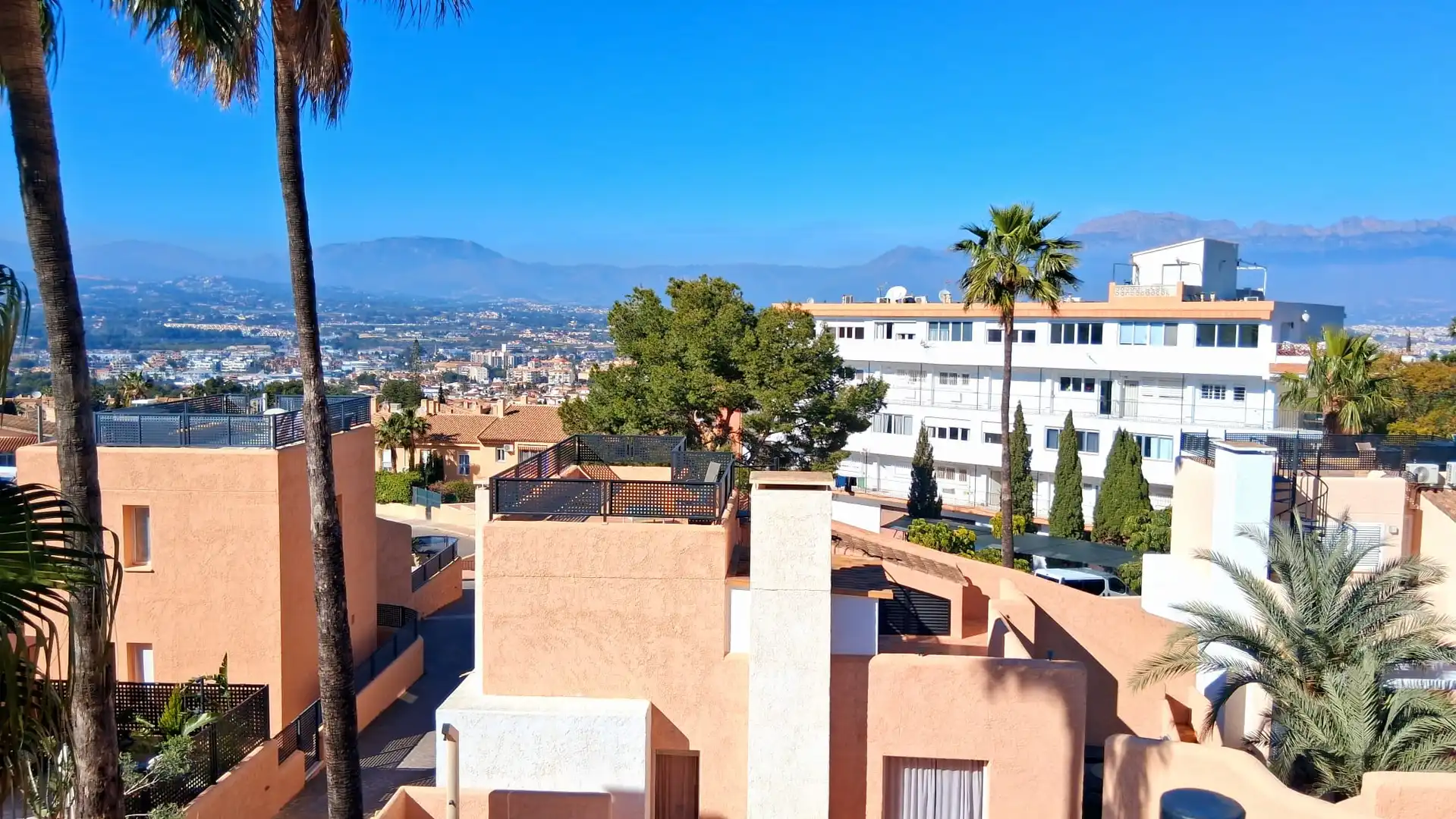 Exterior view of Country homes for sale in L'Alfàs del Pi  with Air Conditioner, Terrace and Storage room