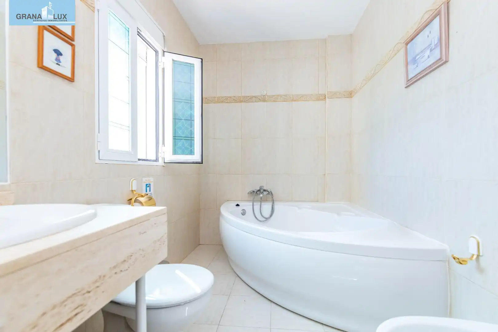 Baño de Casa o chalet en venta en Monachil con Calefacción, Jardín privado y Terraza