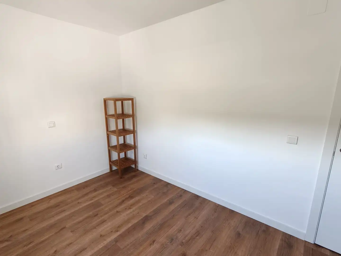 Casa adosada en venta en Barcience con Calefacción, Jardín privado y Amueblado