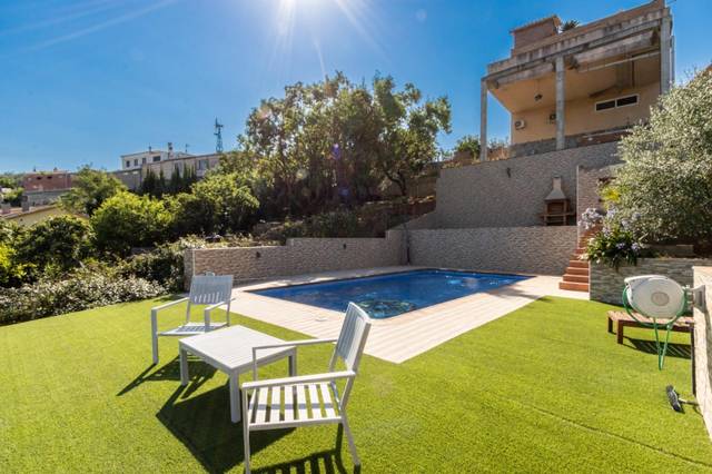 Casa-chalet en Venta en Terrassa - Carrer FALCIOT en Can Palet de Vista Alegre