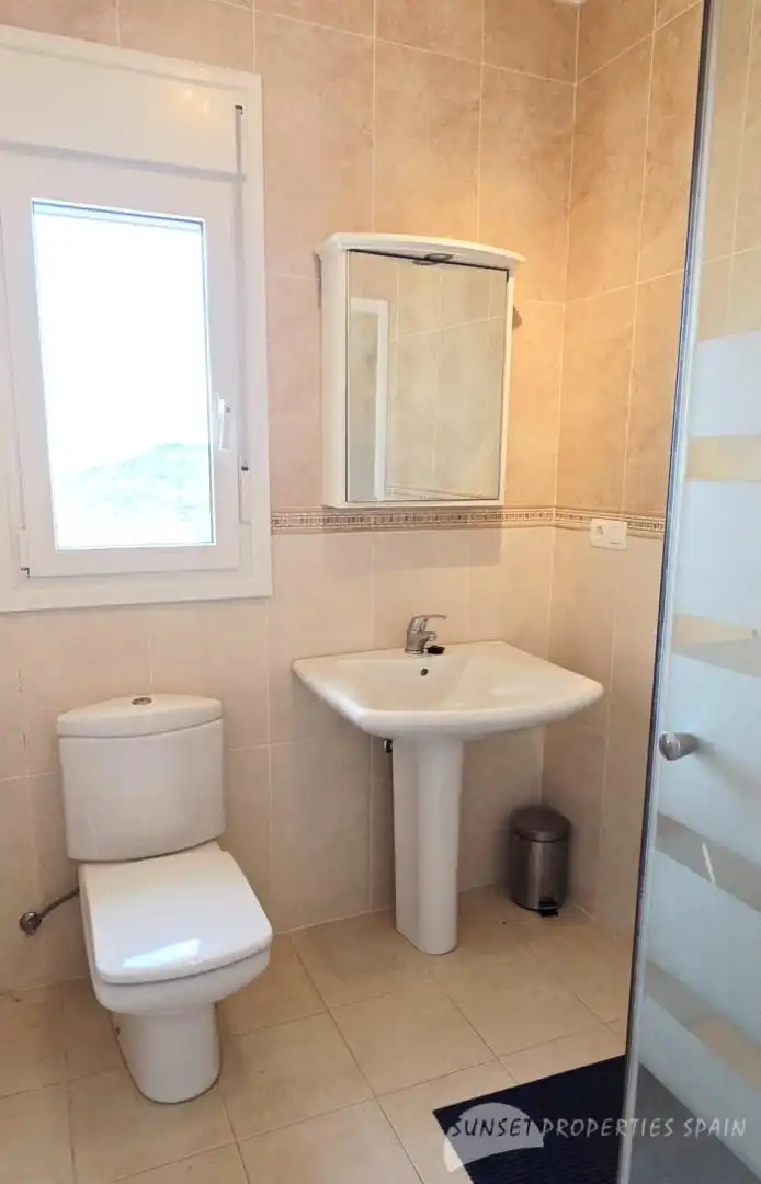 Bathroom of Houses for sale in Cómpeta  with Air Conditioner, Private garden and Swimming Pool