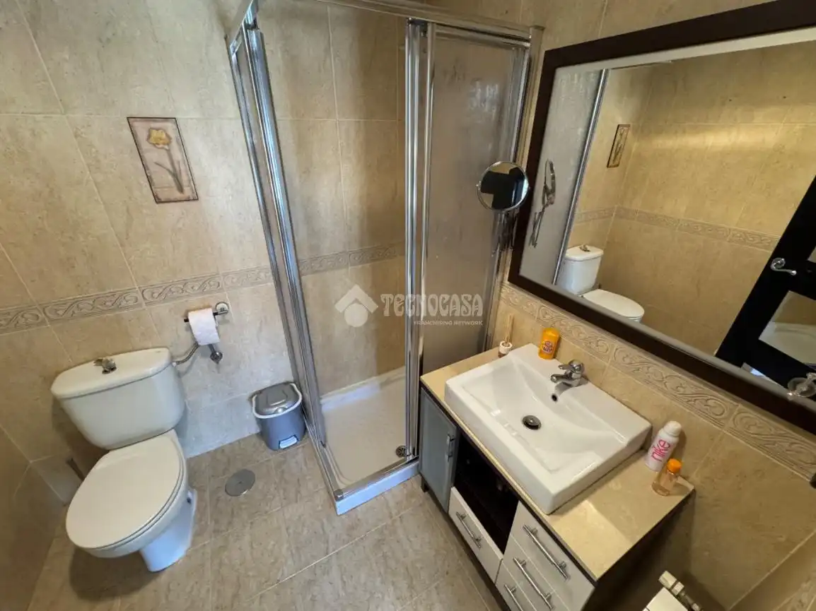 Baño de Casa adosada en venta en Ontígola con Calefacción