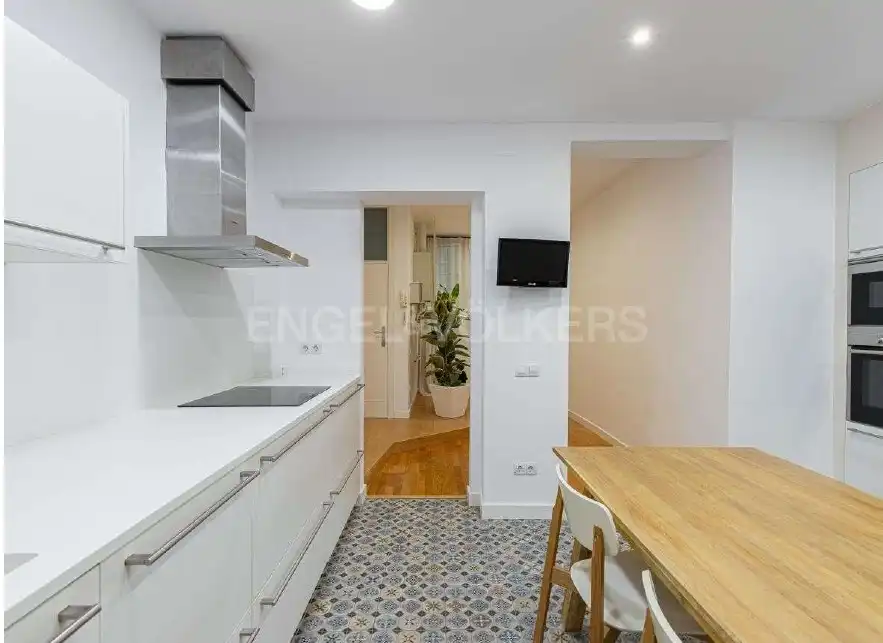 Flat for rent in Sant Pere, Sta. Caterina i la Ribera
