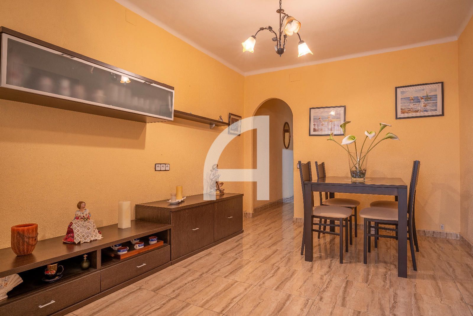 Flat for sale in L'Hospitalet de Llobregat  with Terrace