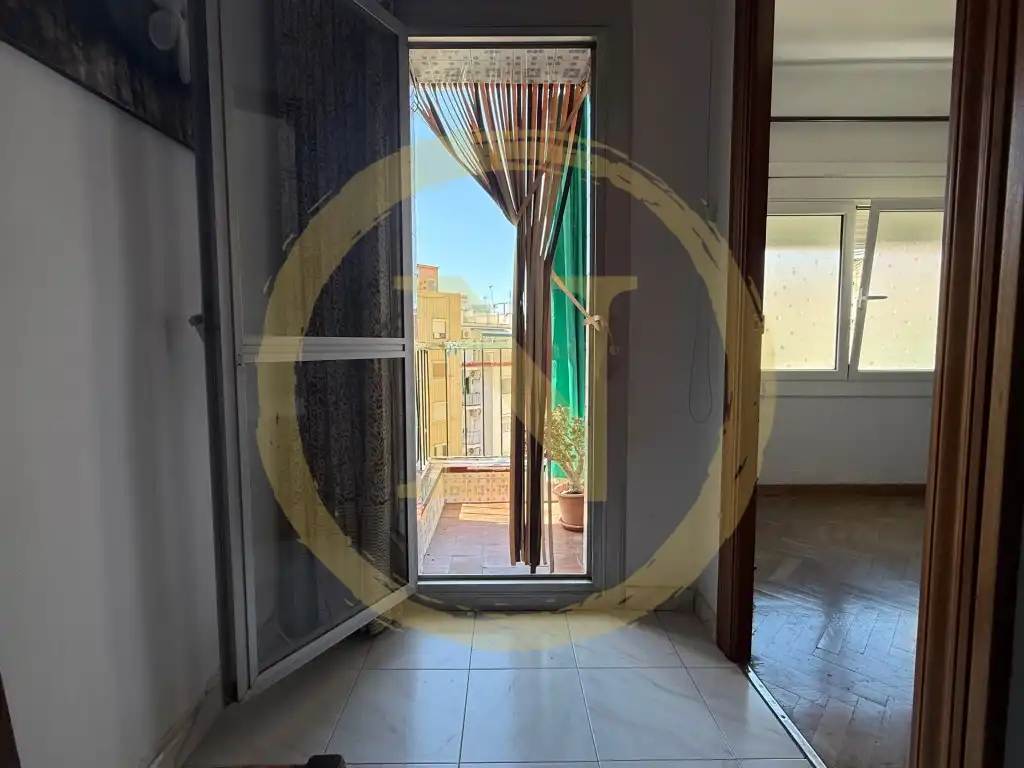 Terraza de Piso en venta en L'Hospitalet de Llobregat con Balcón