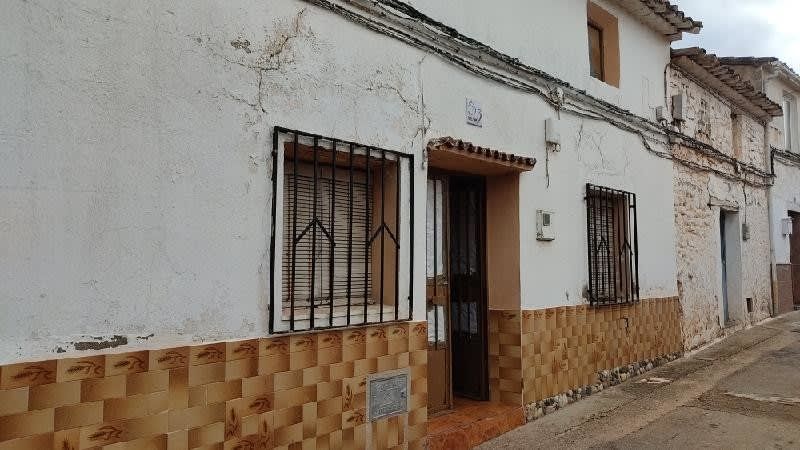 Vista exterior de Casa adosada en venda en Puente de Génave