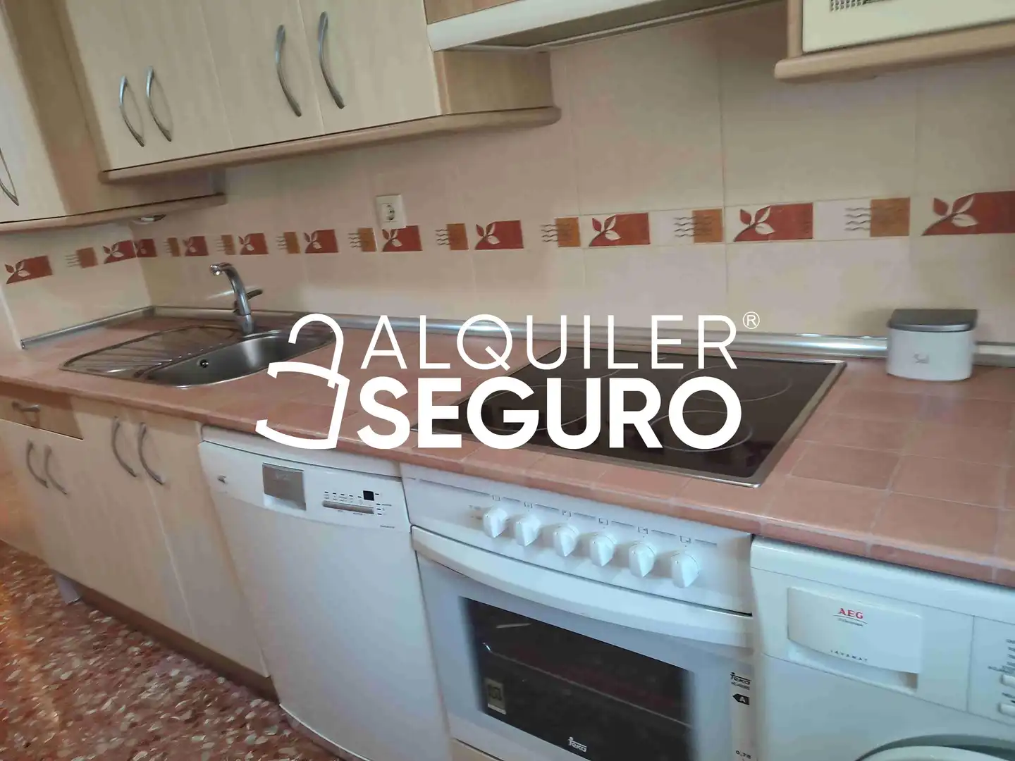Cocina de Piso de alquiler en Zaragoza con Aire acondicionado, Calefacción y Amueblado