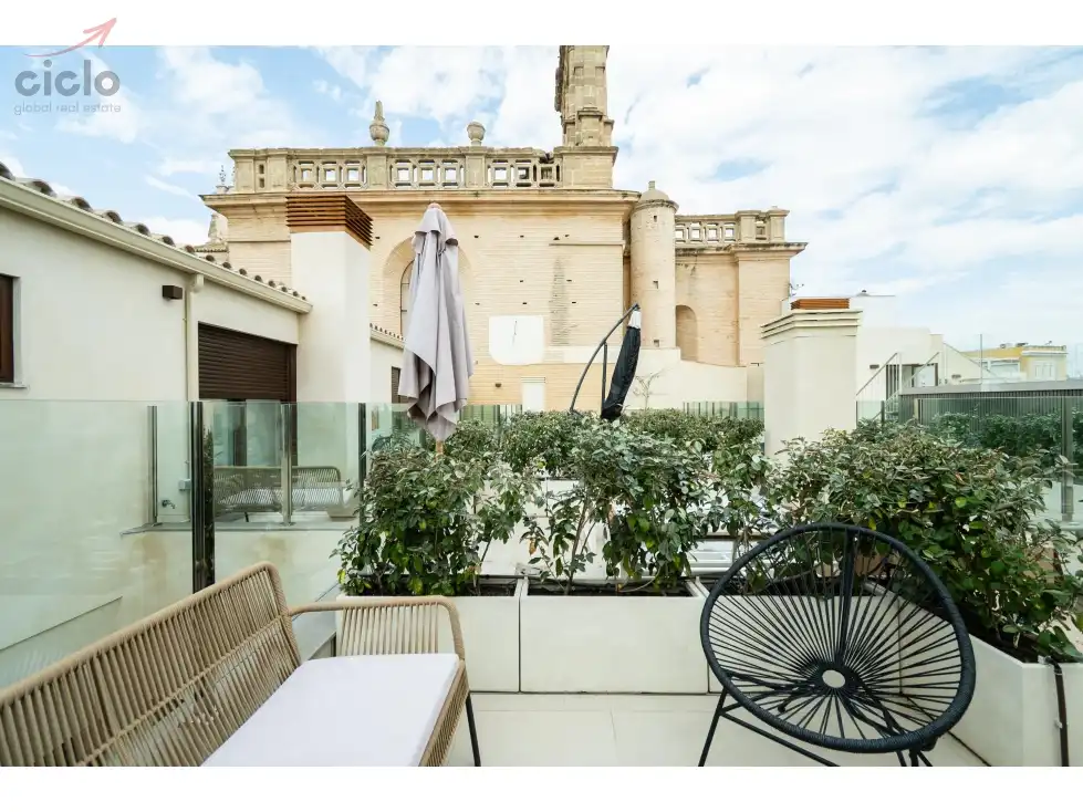 Terrace of Flat for sale in Sevilla  with Terrace, Swimming Pool and Furnished