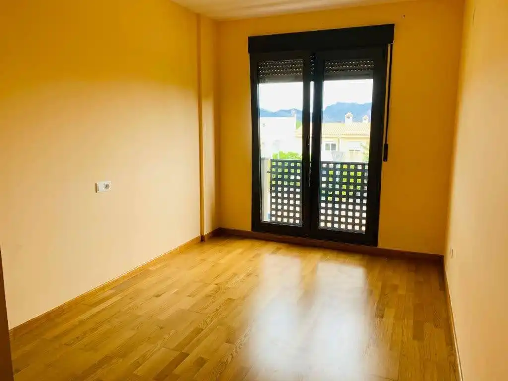 Dormitori de Casa o xalet de lloguer en Polop