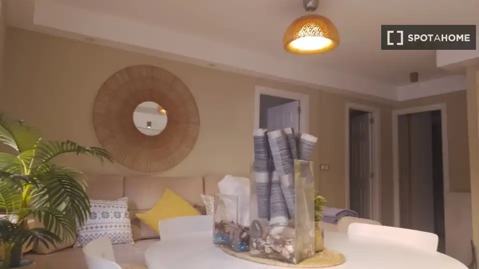 Room in Valdeacederas