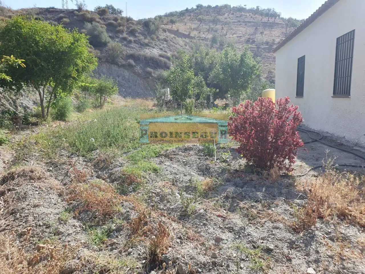 Casa rústica amb jardí en venda a Calle gibralmora, imagen 4
