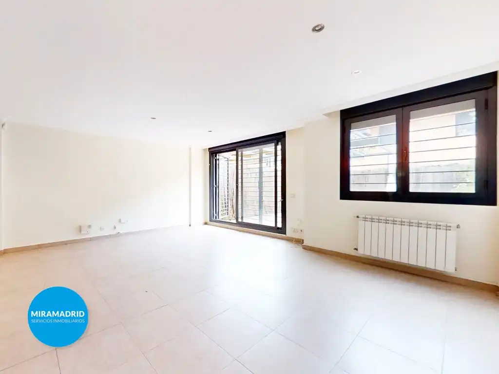 Casa adosada en venta en Paracuellos de Jarama con Aire acondicionado