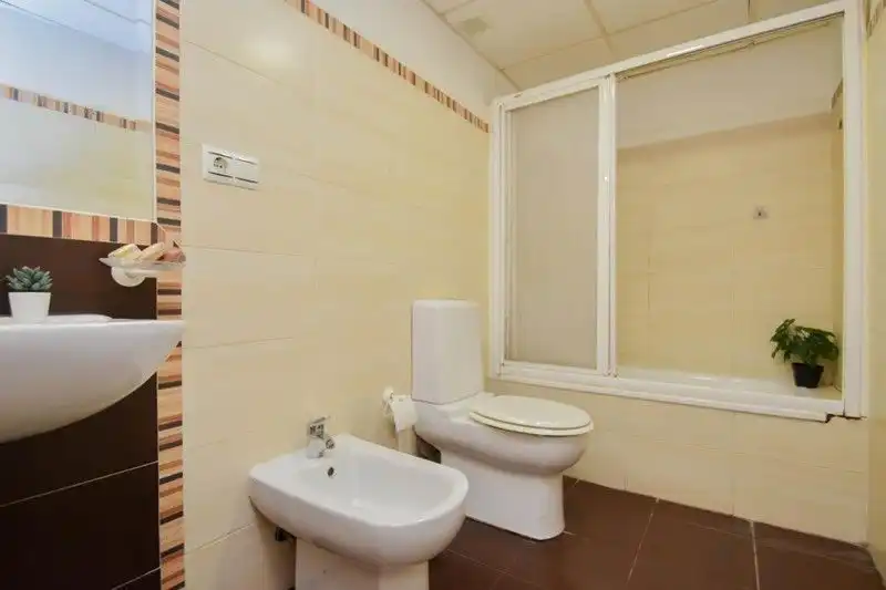 Baño de Piso en venta en Atarfe con Aire acondicionado