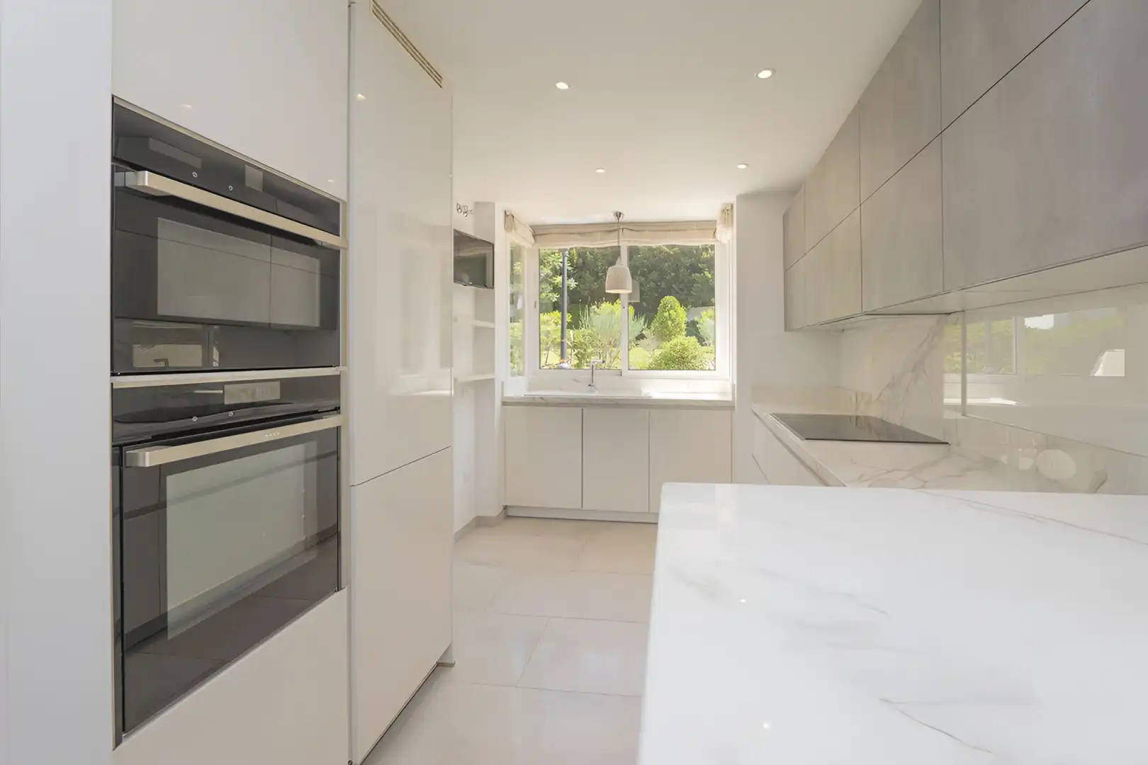 Semi-detached house with pool for sale in Río Real - Los Monteros, imagen 8