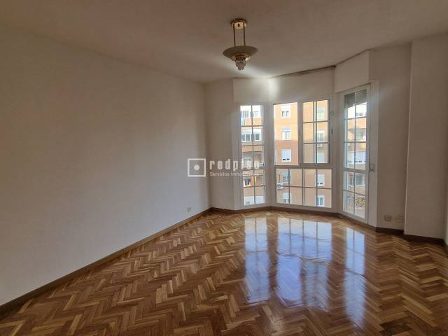 Piso en Venta en JOSE MARIA RODERO en Pueblo Nuevo