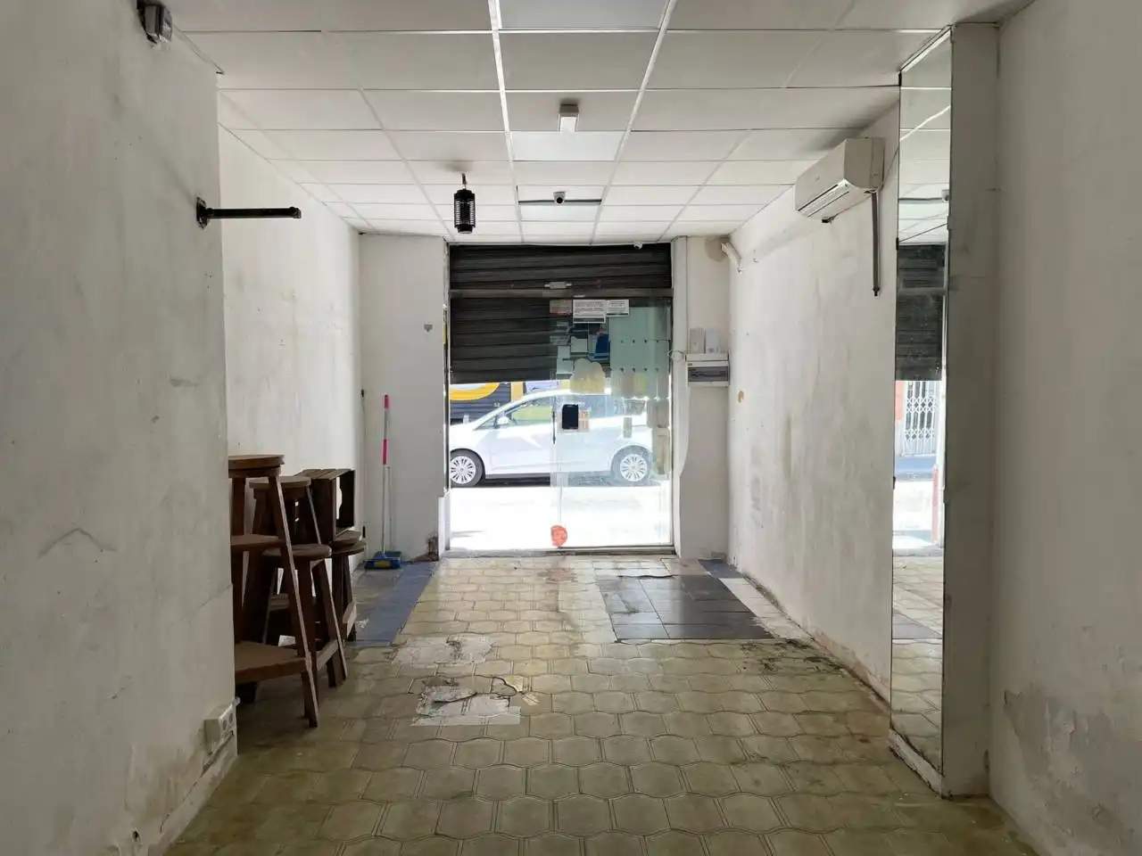 Business premises for sale in Calle Borrull, imagen 7