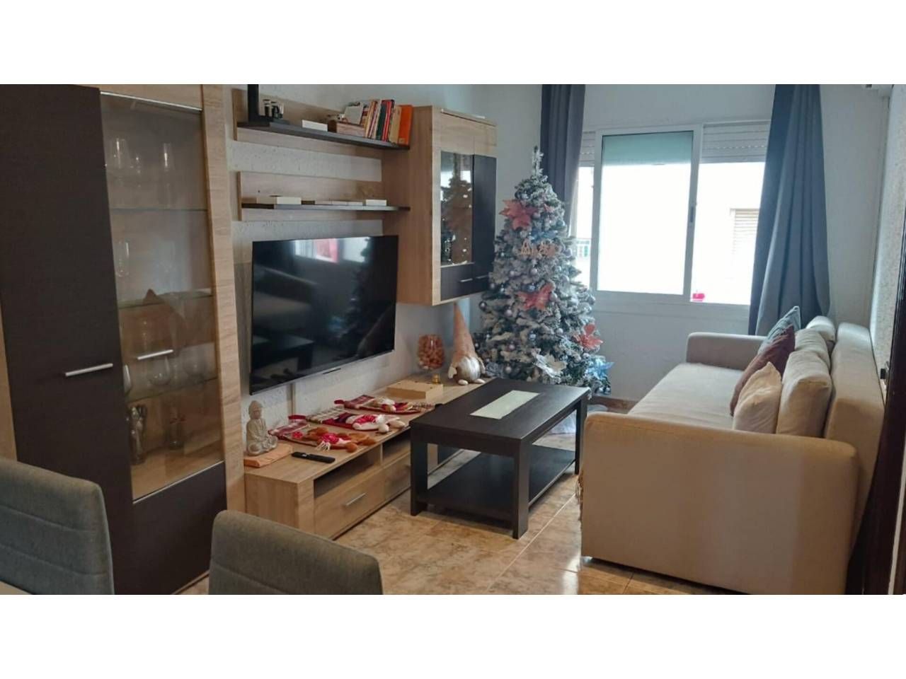 Sala d'estar de Pis en venda en Cornellà de Llobregat