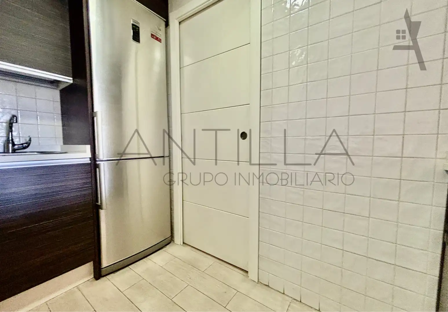 Flat for sale in Madrid  with Air Conditioner, Heating and Furnished