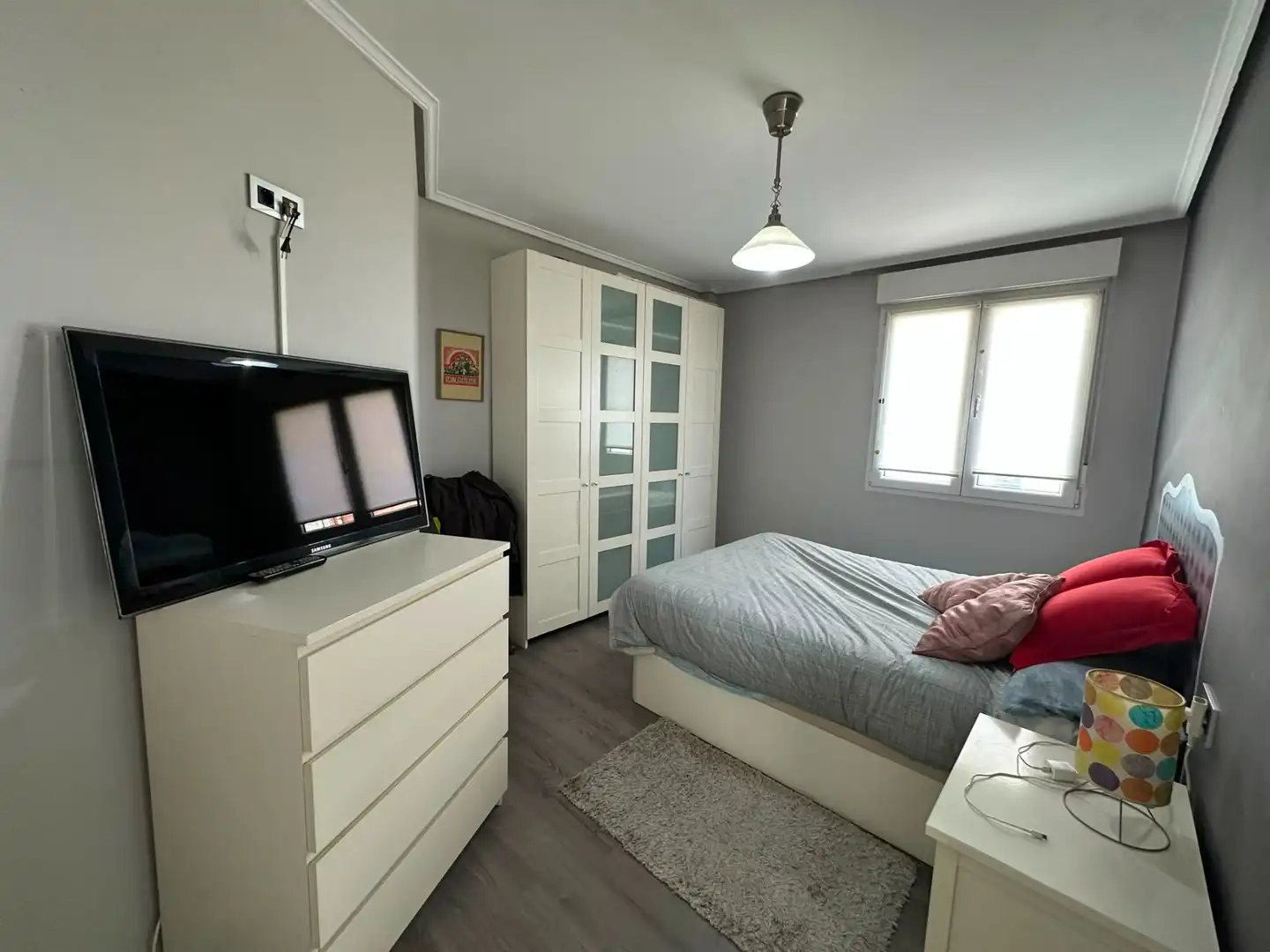Piso con terraza en venta en Ibaiondo, imagen 2