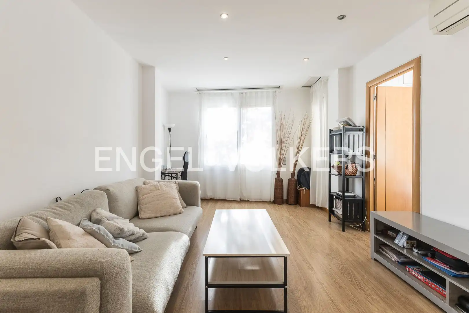 Sala de estar de Piso en venta en Barcelona con Aire acondicionado, Calefacción y Balcón