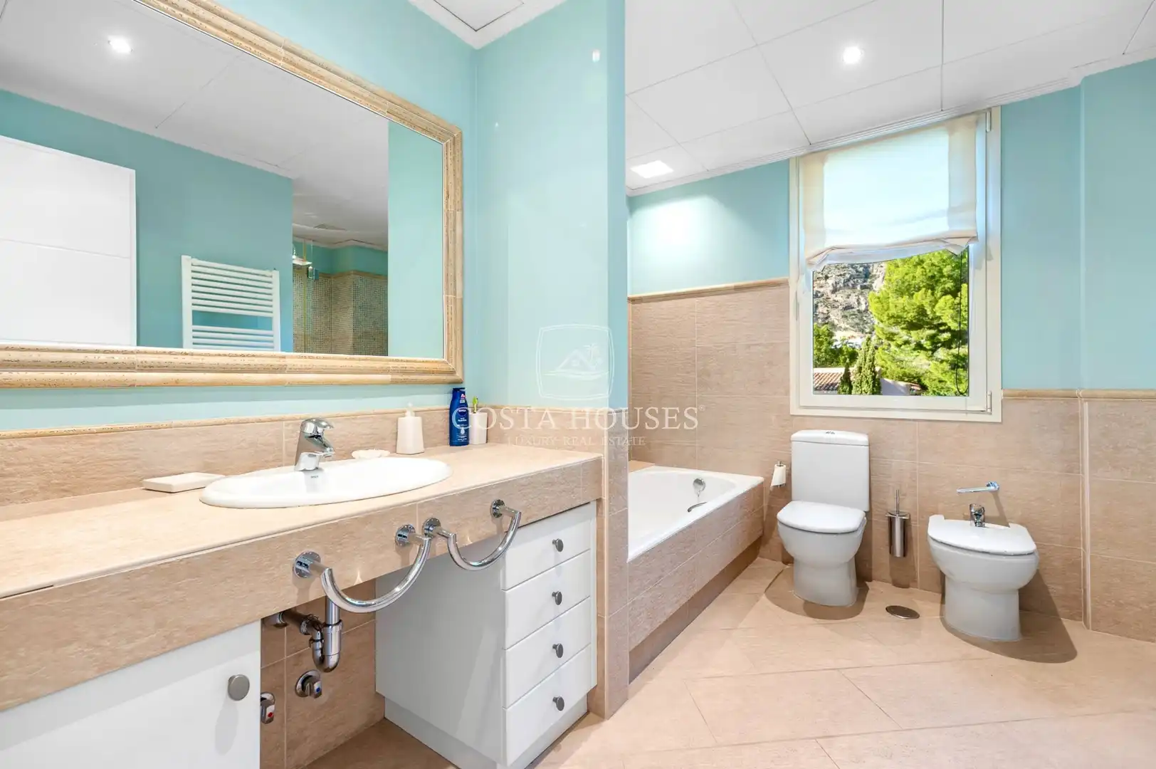 Baño de Casa o chalet en venta en Altea con Aire acondicionado, Jardín privado y Terraza