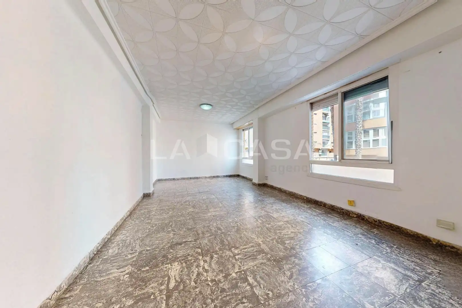 Außenansicht von Wohnung zum Verkauf in Valencia mit Terrasse