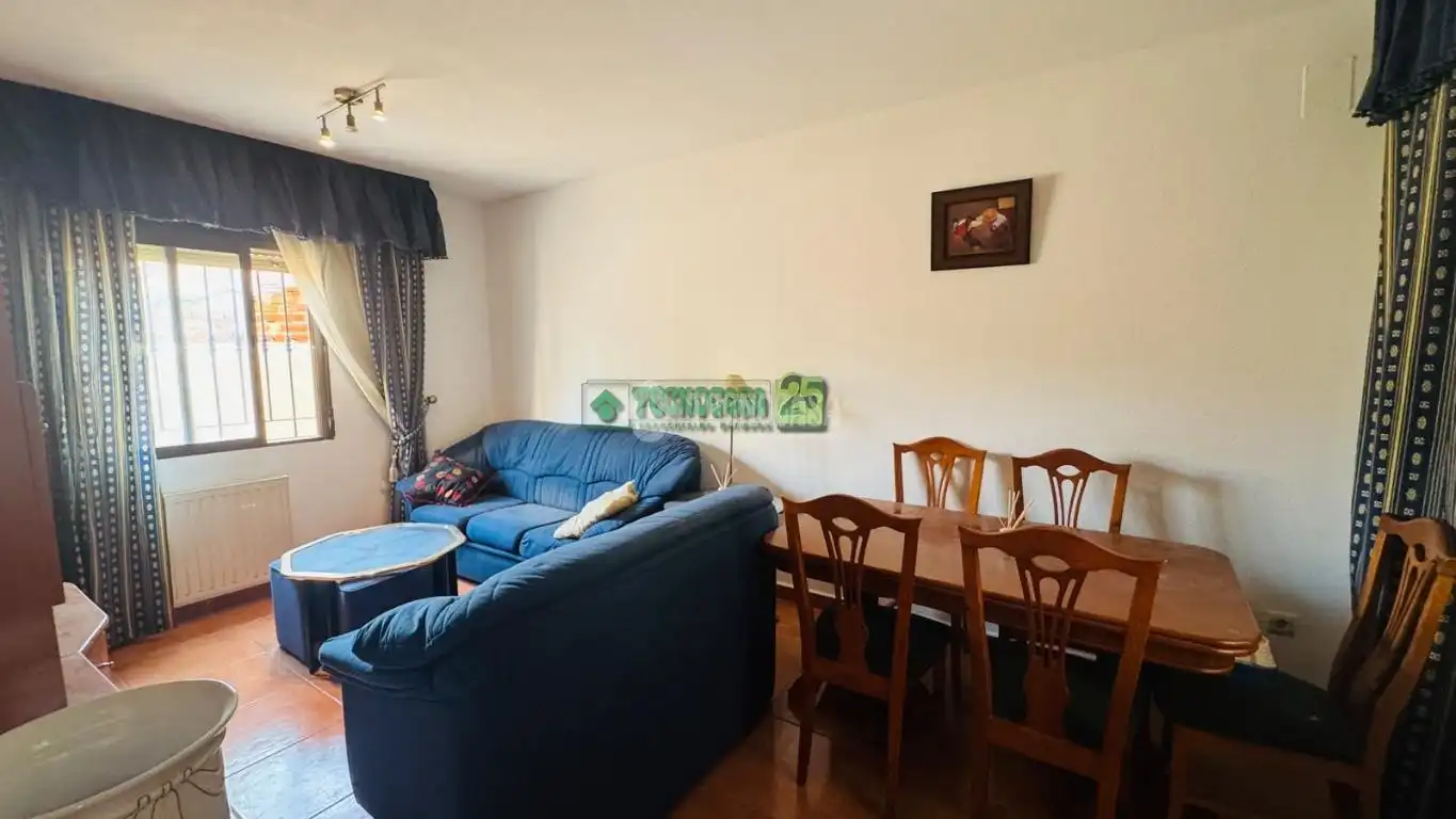 Vivienda con jardín en venta en Bargas, imagen 6