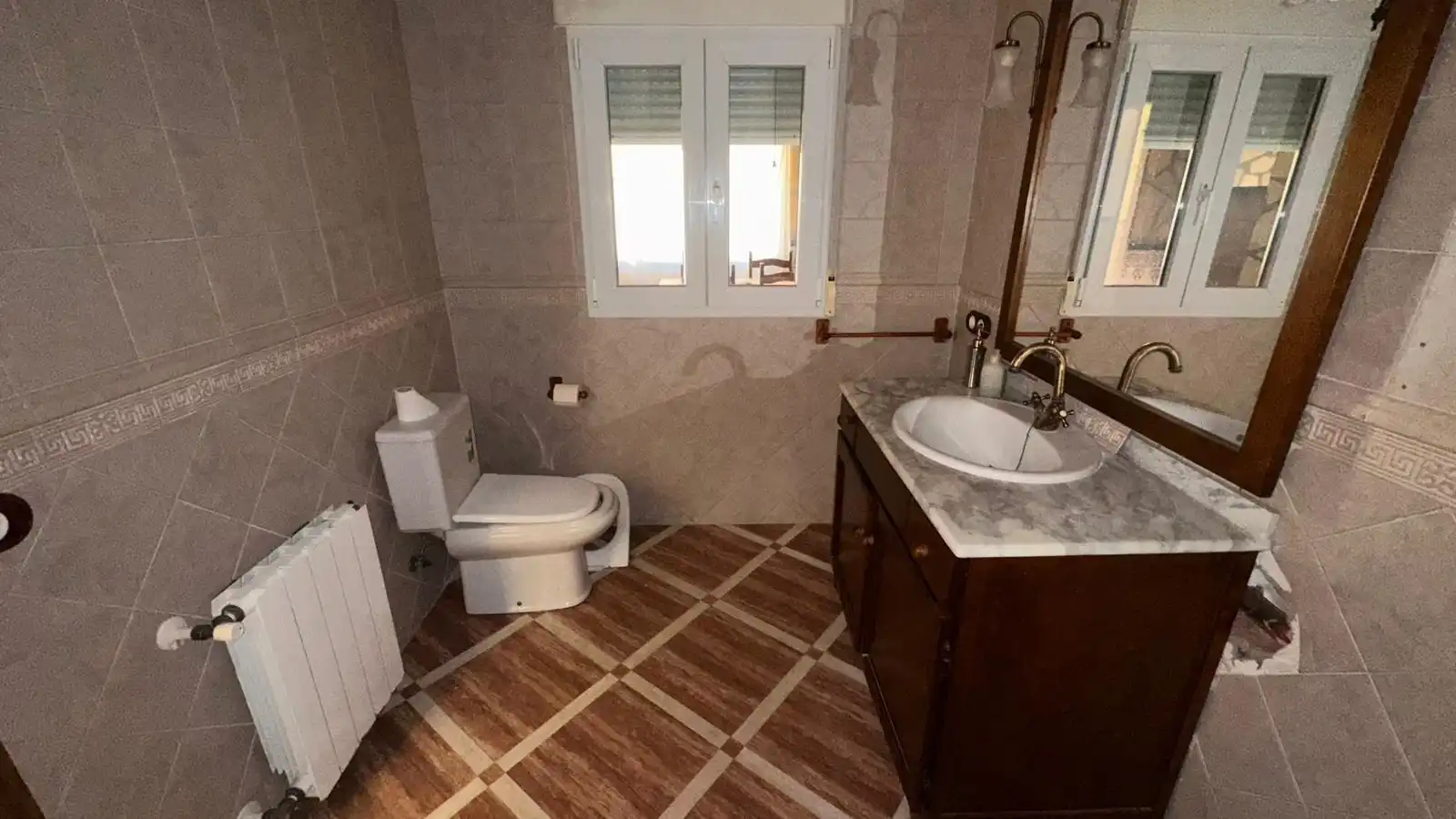 Bany de Casa o xalet de lloguer en La Pobla Llarga amb Terrassa, Traster i Moblat