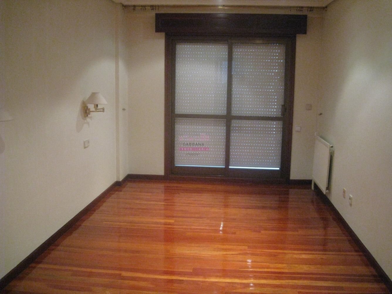 Bedroom of Flat to rent in Vigo   with Heating, Parquet flooring and Oven