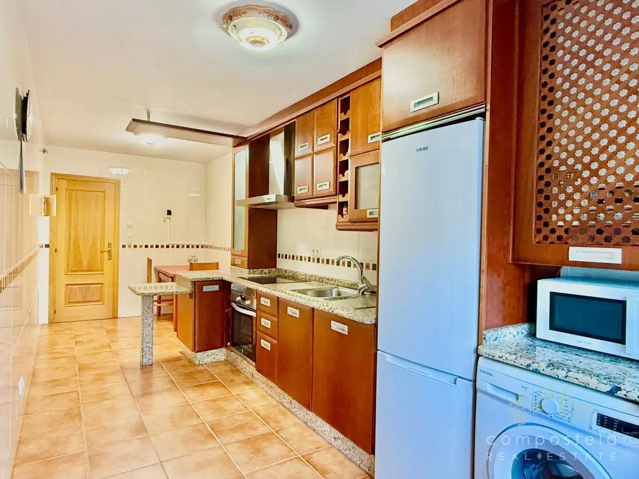 Küche von Wohnung zur Miete in Vilagarcía de Arousa mit Heizung, Parkett und Terrasse