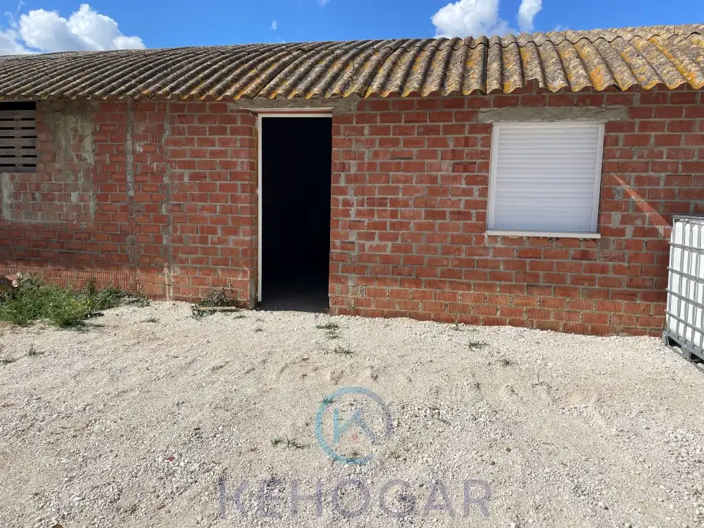 Exterior view of Land for sale in Alcalá de Guadaira