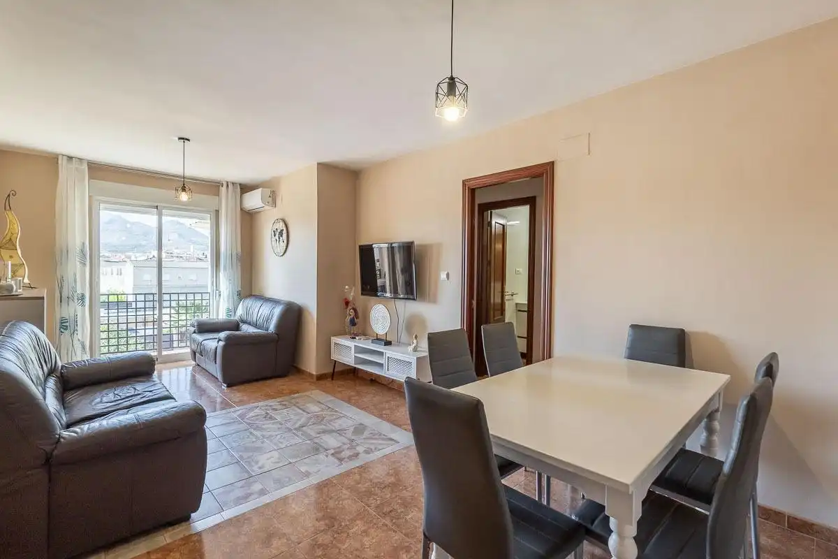 Sala de estar de Piso en venta en Atarfe con Aire acondicionado, Terraza y Trastero