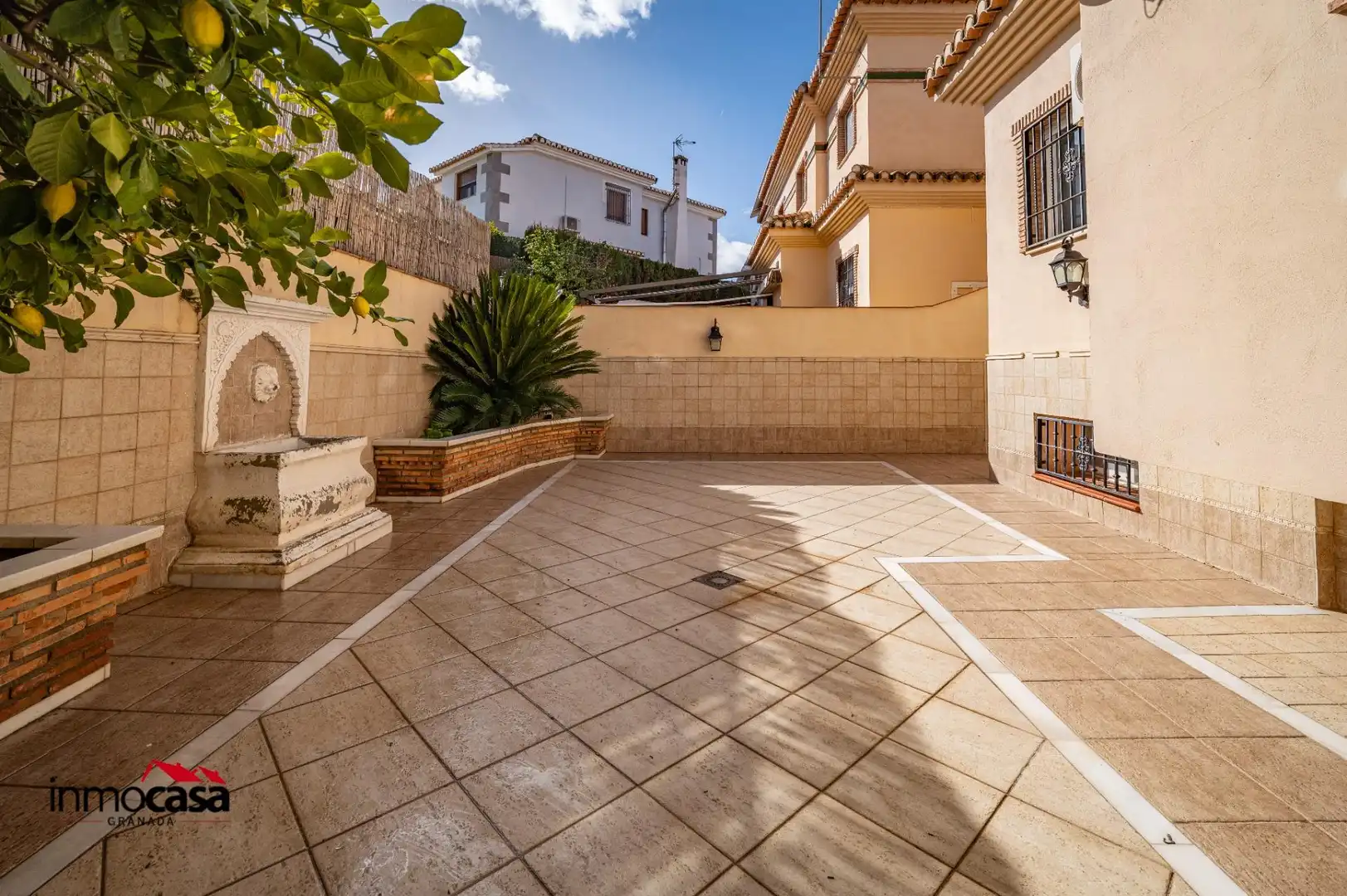 Terraza de Casa adosada en venta en Ogíjares con Calefacción, Amueblado y Balcón