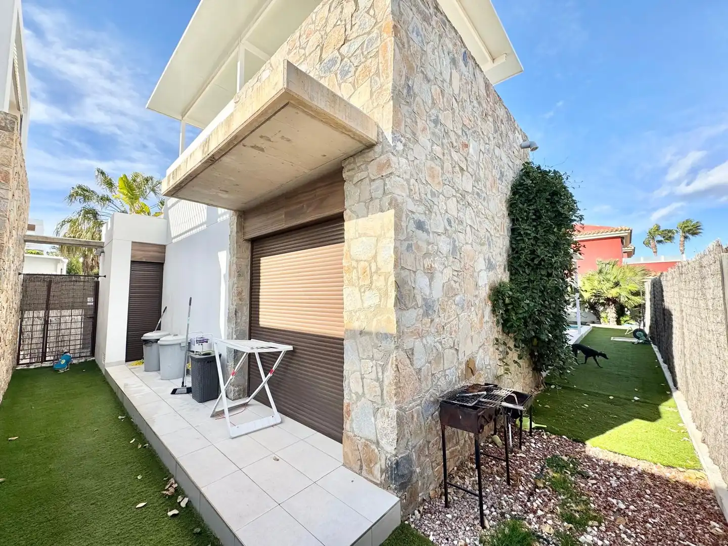 Vista exterior de Casa o chalet de alquiler en Orihuela con Aire acondicionado, Calefacción y Jardín privado