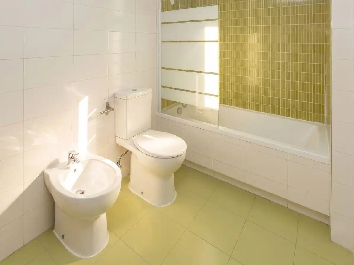 Baño de Piso en venta en Alicante / Alacant con Piscina comunitaria