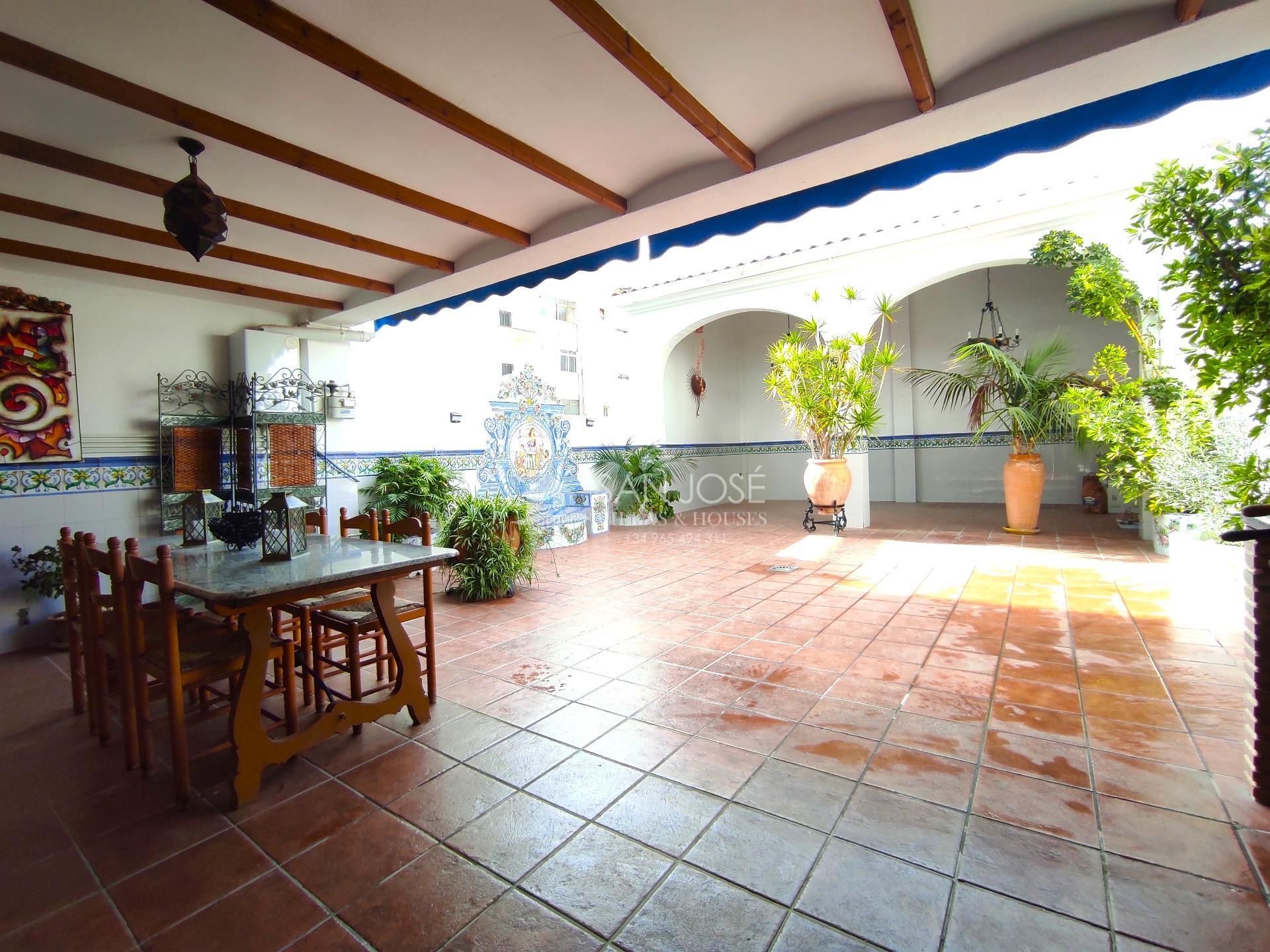 Casa o xalet en venda a Novelda