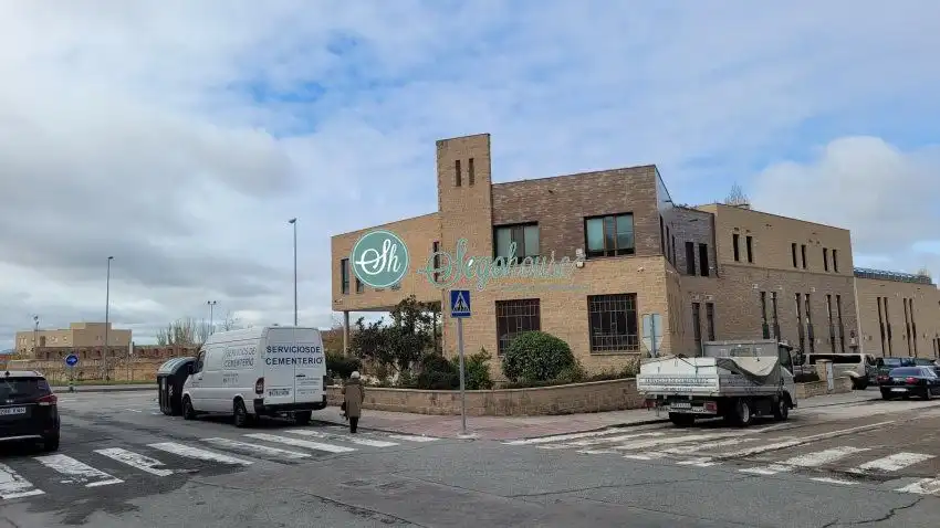 Vista exterior de Piso en venta en Segovia con Calefacción, Parquet y Terraza