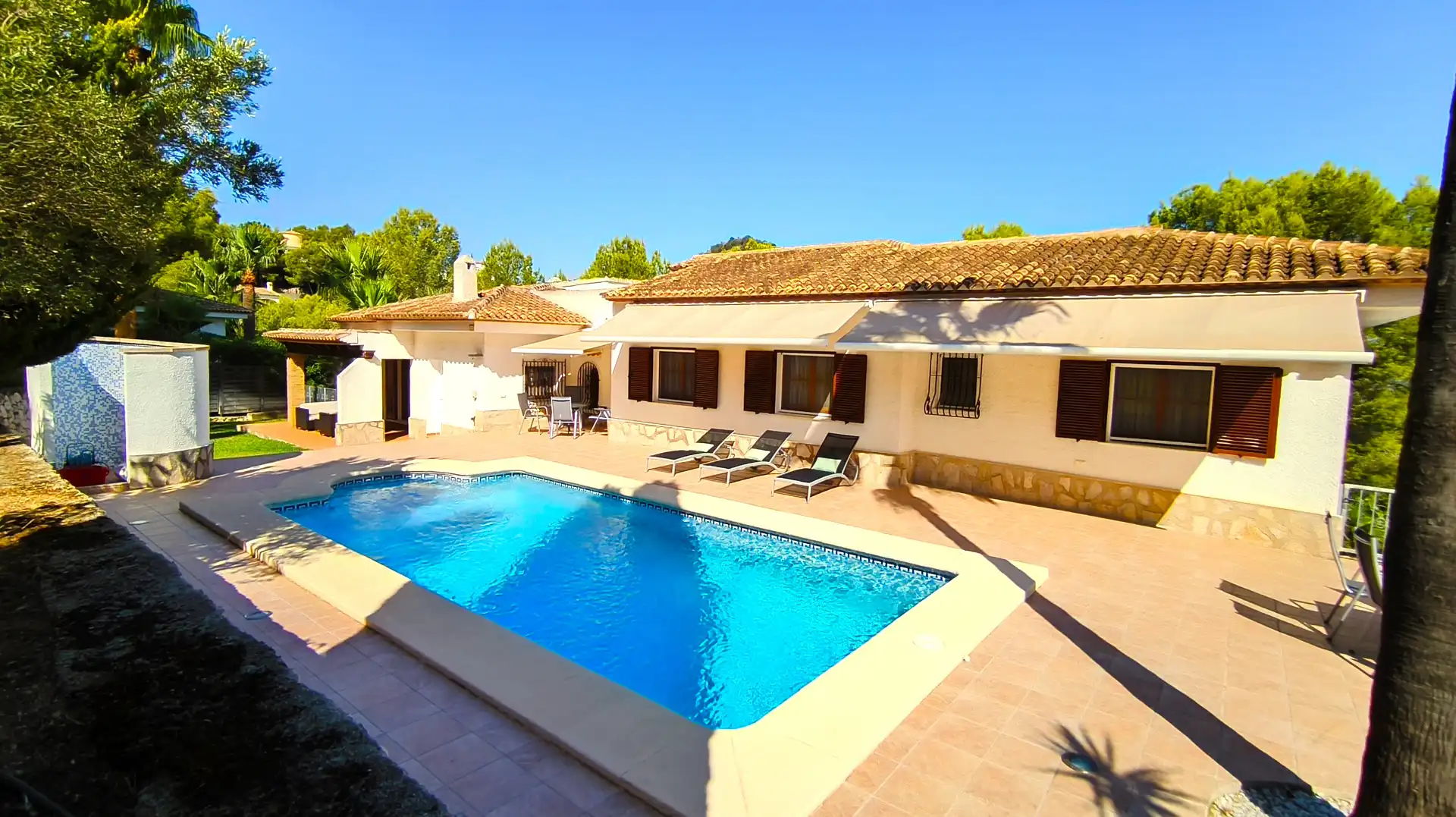 Detached house with terrace for sale in CV-735