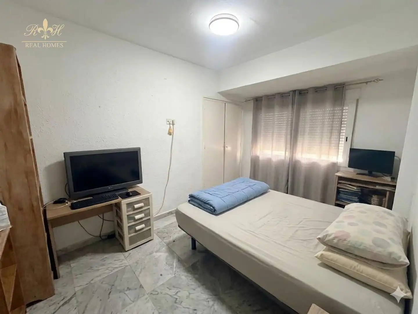 Bedroom of Flat for sale in Benidorm  with Air Conditioner