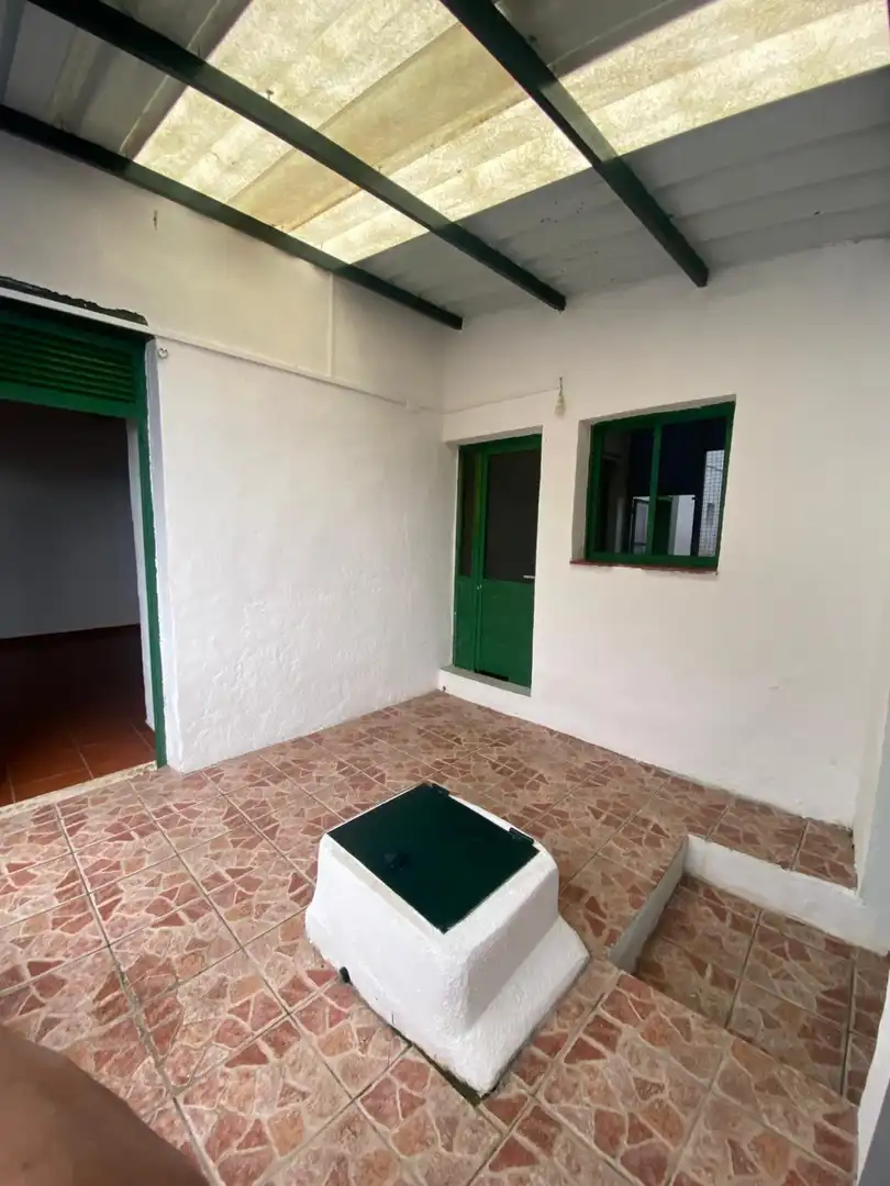 Casa o xalet en venda en Frontera amb Jardí privat