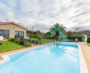 Piscina de Casa o xalet en venda en Siero amb Calefacció, Jardí privat i Terrassa